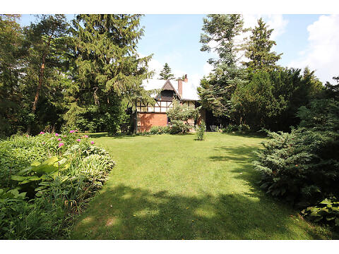 7374 English Church Rd E virtual tour image