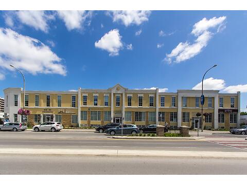 678-692 Belmont Avenue virtual tour image