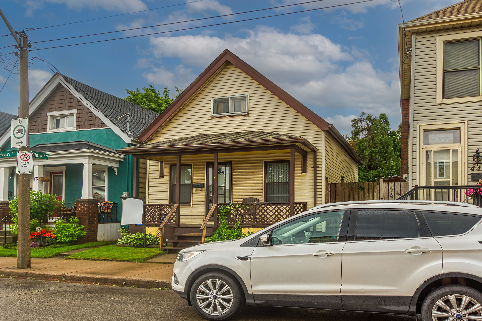 Virtual tour of 46 Burton Street Hamilton Ontario L8L 3P8