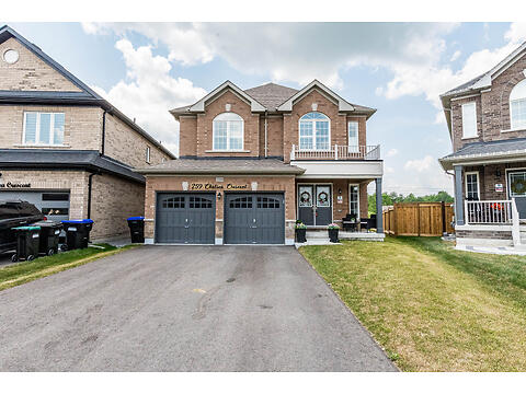259 Chelsea Crescent virtual tour image