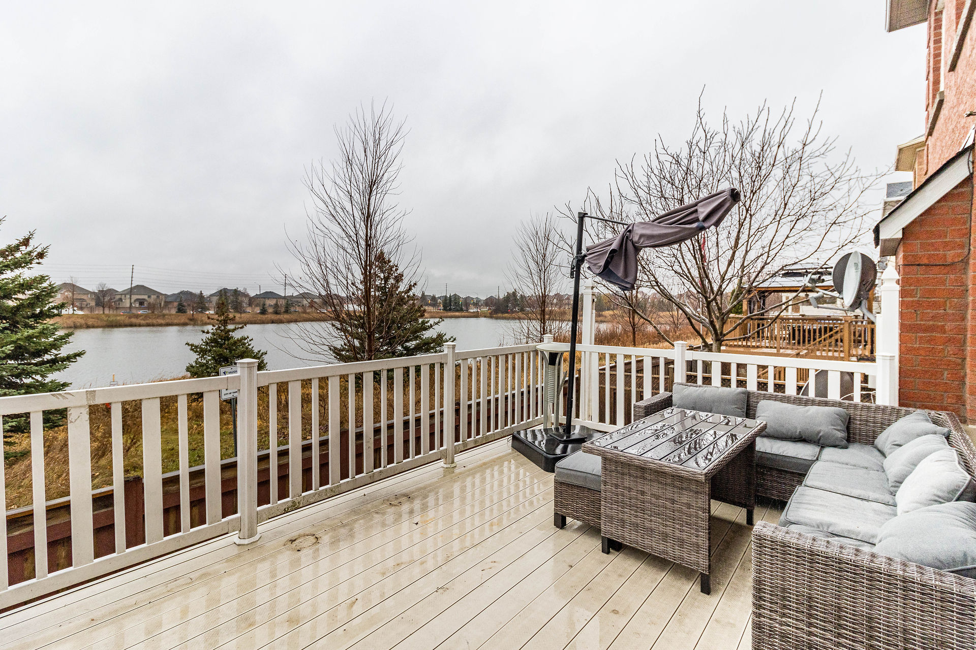 Virtual tour of 67 Alba Ave. Woodbridge Ontario L4H 2B3