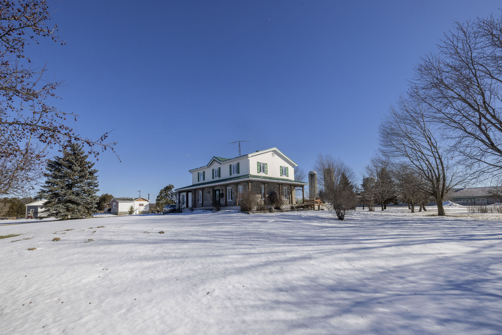 Virtual tour of 2718 County Rd 3, St Isidore, Ontario