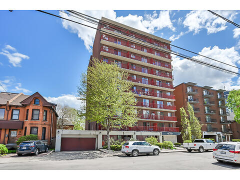 141 Catharine St S #702 virtual tour image