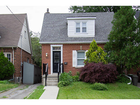 133 Bond St N. virtual tour image