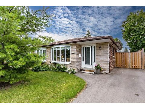 829 Eaglemount Crescent virtual tour image