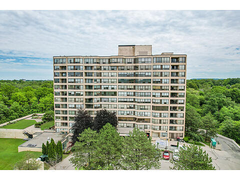 3 Towering Heights Blvd #303 virtual tour image
