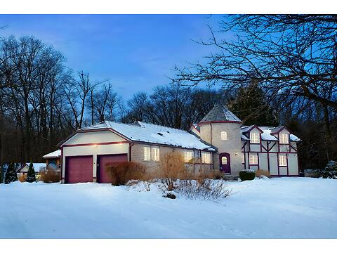 1390 Millburn Crescent virtual tour image