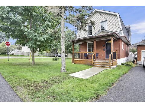 444 Richardson Ave virtual tour image