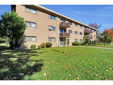 1830 Dumont St Unit 109 virtual tour image