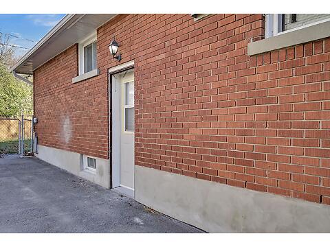 1297B Erindale Dr virtual tour image