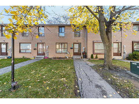60 Fleetwood Crescent virtual tour image