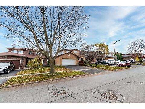2446 Overton Dr virtual tour image
