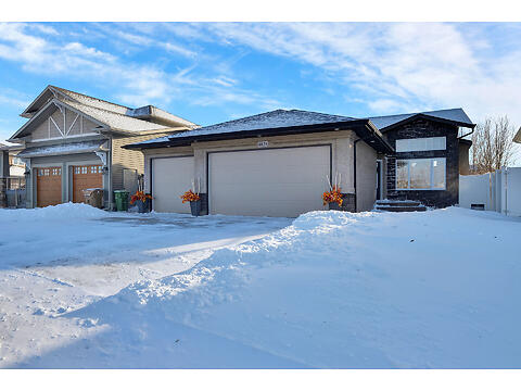 4828 McCombie Crescent virtual tour image