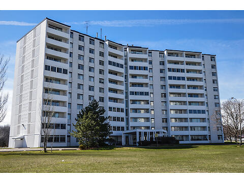 35 Towering Heights Boulevard Penthouse 7 virtual tour image