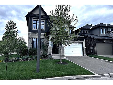 845 Percival Crescent virtual tour image