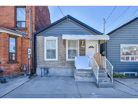 161 Ray St N virtual tour image