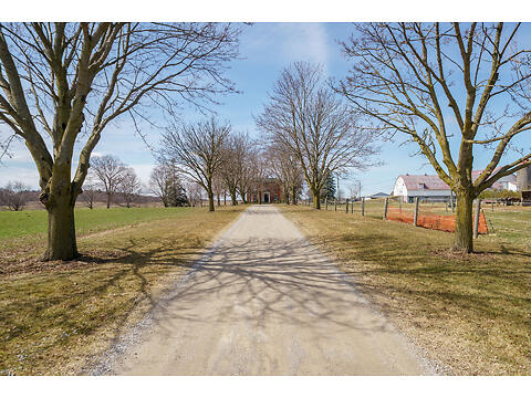400 Field Rd virtual tour image