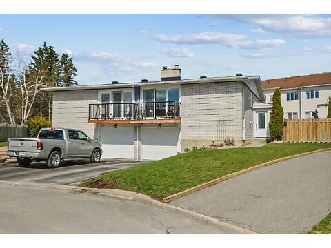 1811 Applegrove Court virtual tour image