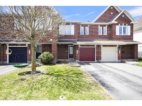 484 Meadowbreeze Dr virtual tour image