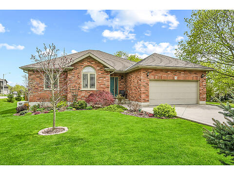 70 Winnett St N virtual tour image
