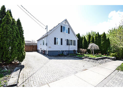 39 Clayburn Avenue virtual tour image