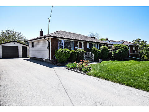 18 Ridgeview Avenue virtual tour image