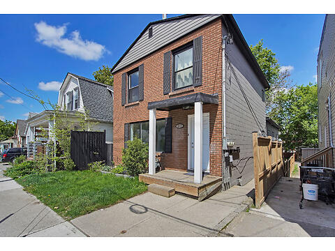 18.5 Adelaide St S  virtual tour image