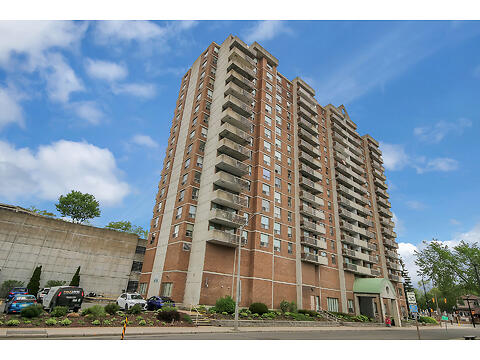 Unit #1006-200 Lafontaine Ave virtual tour image