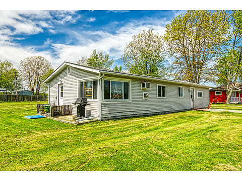 137 Blue Water Pkwy. virtual tour image