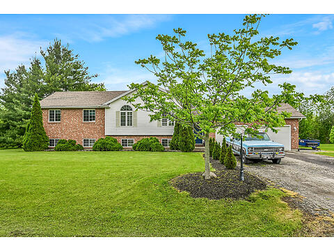 5271 Beavercreek Cres. virtual tour image