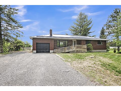 1140 South Gower Dr virtual tour image