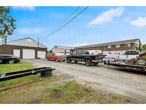 2319 Community Way virtual tour image