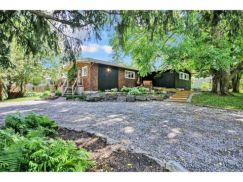 1063 Island View Drive virtual tour image