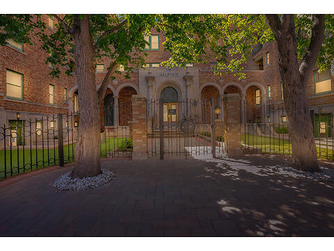 2305 Victoria Ave. virtual tour image