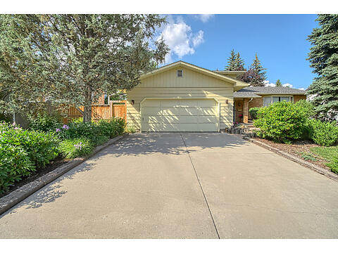 1012 70 Ave SW virtual tour image