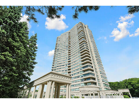 301-1480 Riverside Drive virtual tour image