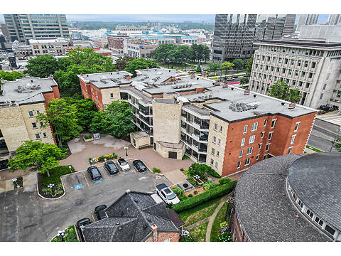  460 Wellington St unit 408 virtual tour image