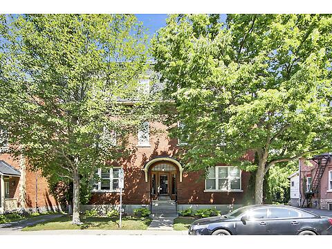 Unit #5-209 Daly Avenue virtual tour image
