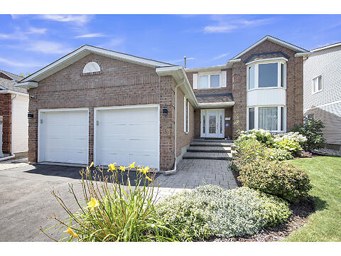 560 Falwyn Crescent virtual tour image