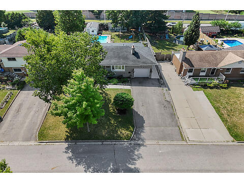 952 Eagle Crescent virtual tour image