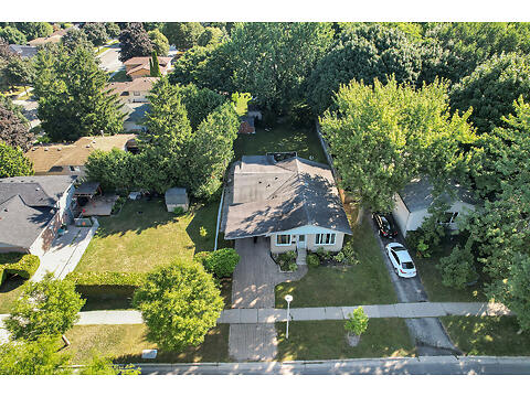 1592 Aldersbrook Road virtual tour image