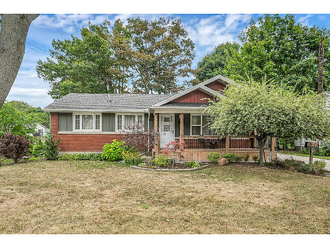 160 Elizabeth Cres. virtual tour image