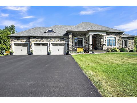 6748 Suncrest Dr virtual tour image