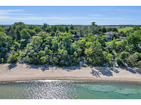 3692 Beverly Glen virtual tour image