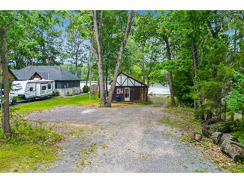 1142 Bayview Drive virtual tour image