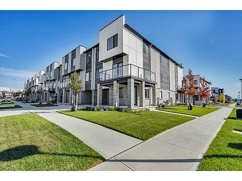 3550 Emily Carr Lane virtual tour image
