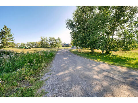 260044 Bearspaw Rd virtual tour image