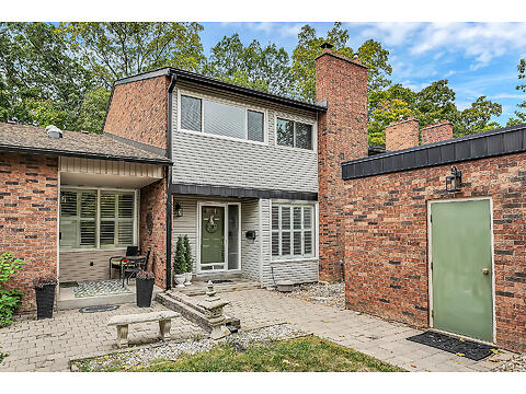1560 Kerns Rd. #7 virtual tour image
