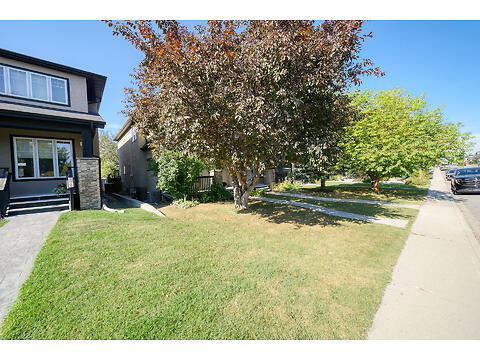 1431 40 St SW virtual tour image