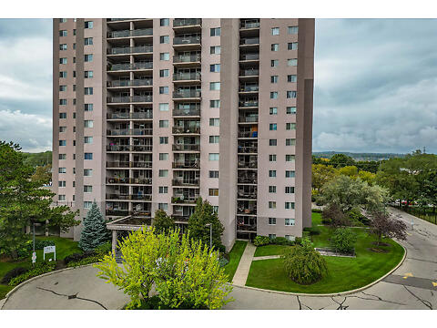 508-975 Warwick Crt virtual tour image